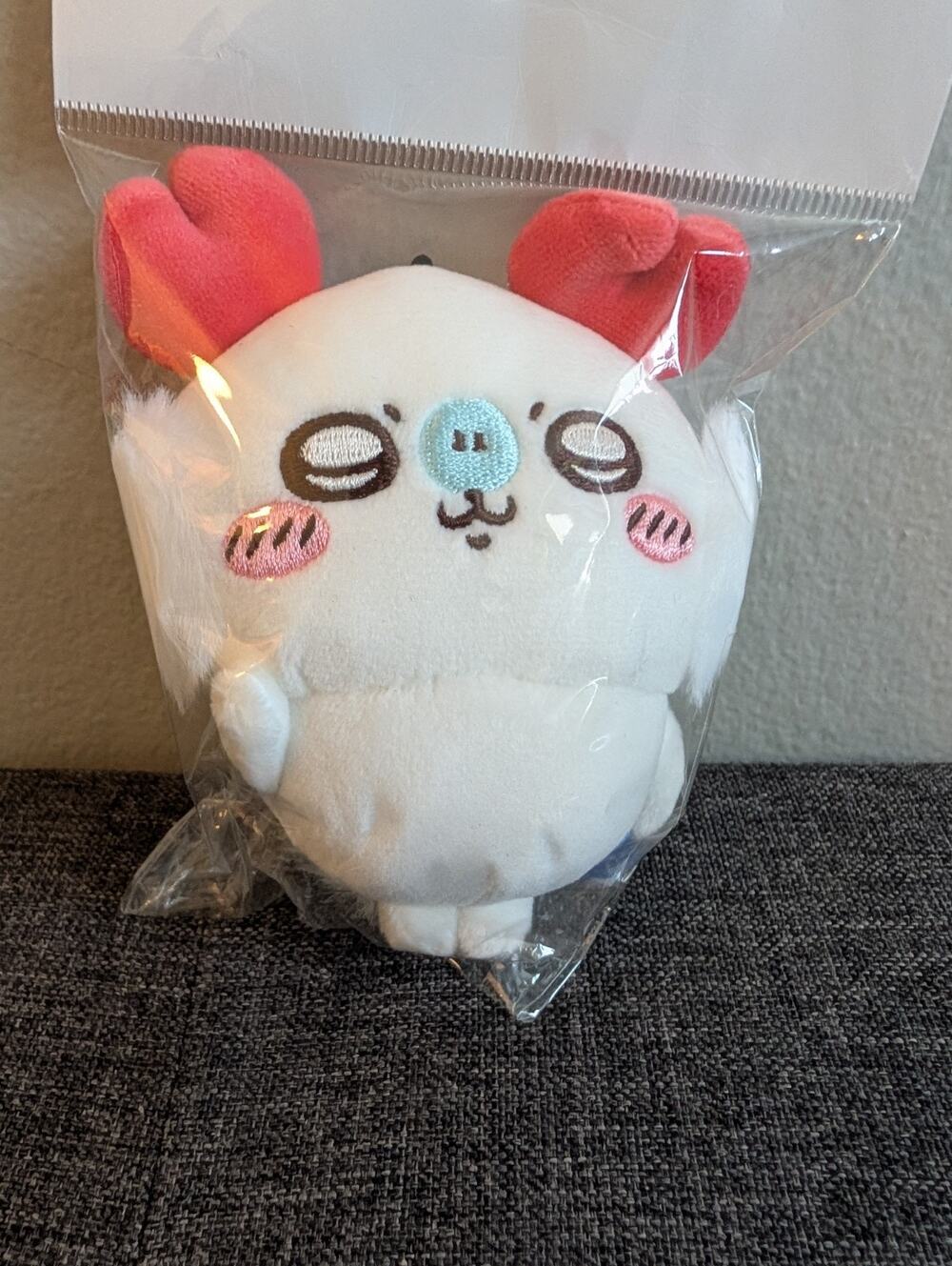 Chiikawa Momonga Crab Plush Gray Parker Service BNWT US Seller
